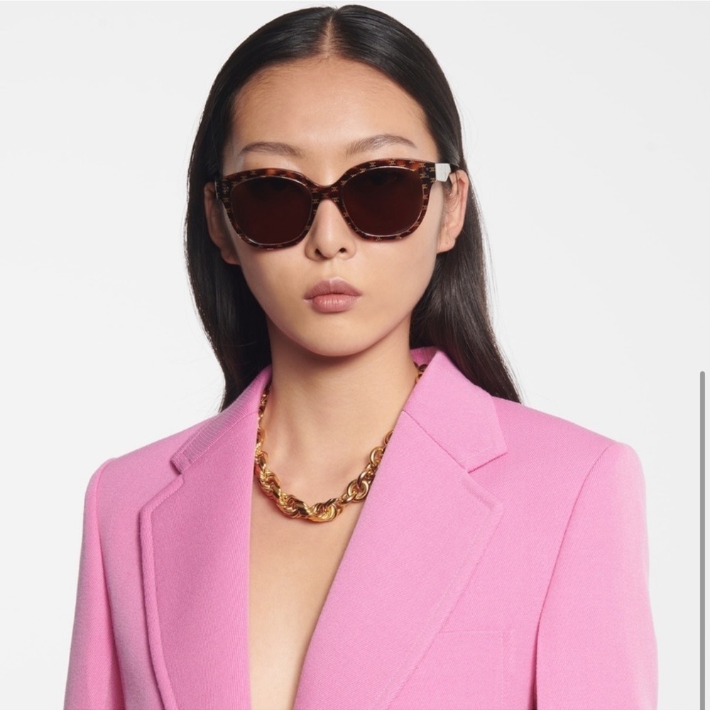 NWOT! CELINE Square Triomphe Logo Sunglasses in
Dark Havana CL401671 - Picture 16 of 16